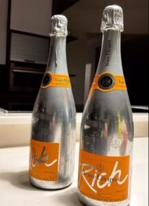 veuve rich champagne